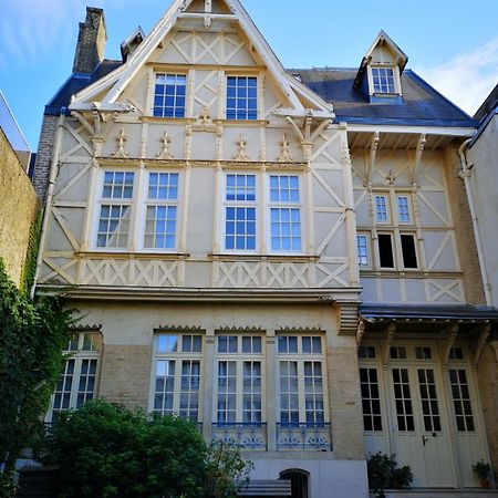 Les Visages Des Tournelles Bed & Breakfast Reims Exterior photo